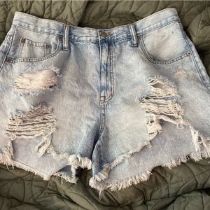 90’s high rise cut off denim shorts